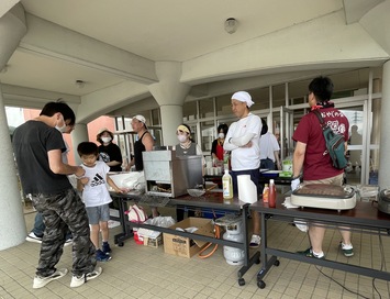 屋外の会場の様子