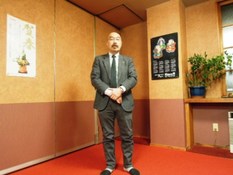 山内会長を写した画像