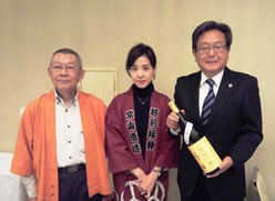 日本酒道場「橋」の高橋さんと常山酒造の常山恵利子さん