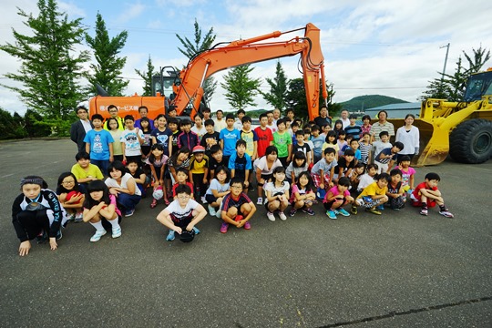 北光小学校写生会・重機体験