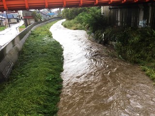 パンケ歌志内川（下吉野橋）