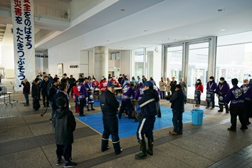 地域交流センターでのもちつき