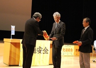 砂川ライオンズクラブ広庭会長、砂川ロータリークラブ松原会長