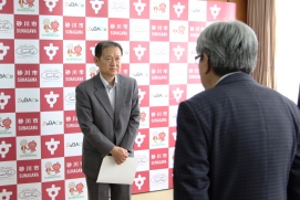 公平委員西田一男氏