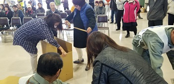 ダンボールベッドの作成