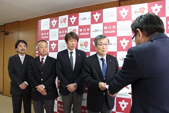 砂川観光協会石家会長