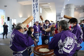 安全祈願餅つき