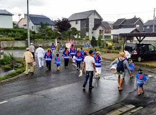 晴見町内会子どもみこし3