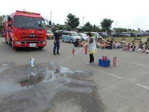 消火器取扱い訓練の様子