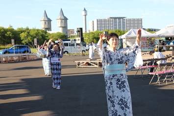 市民踊り